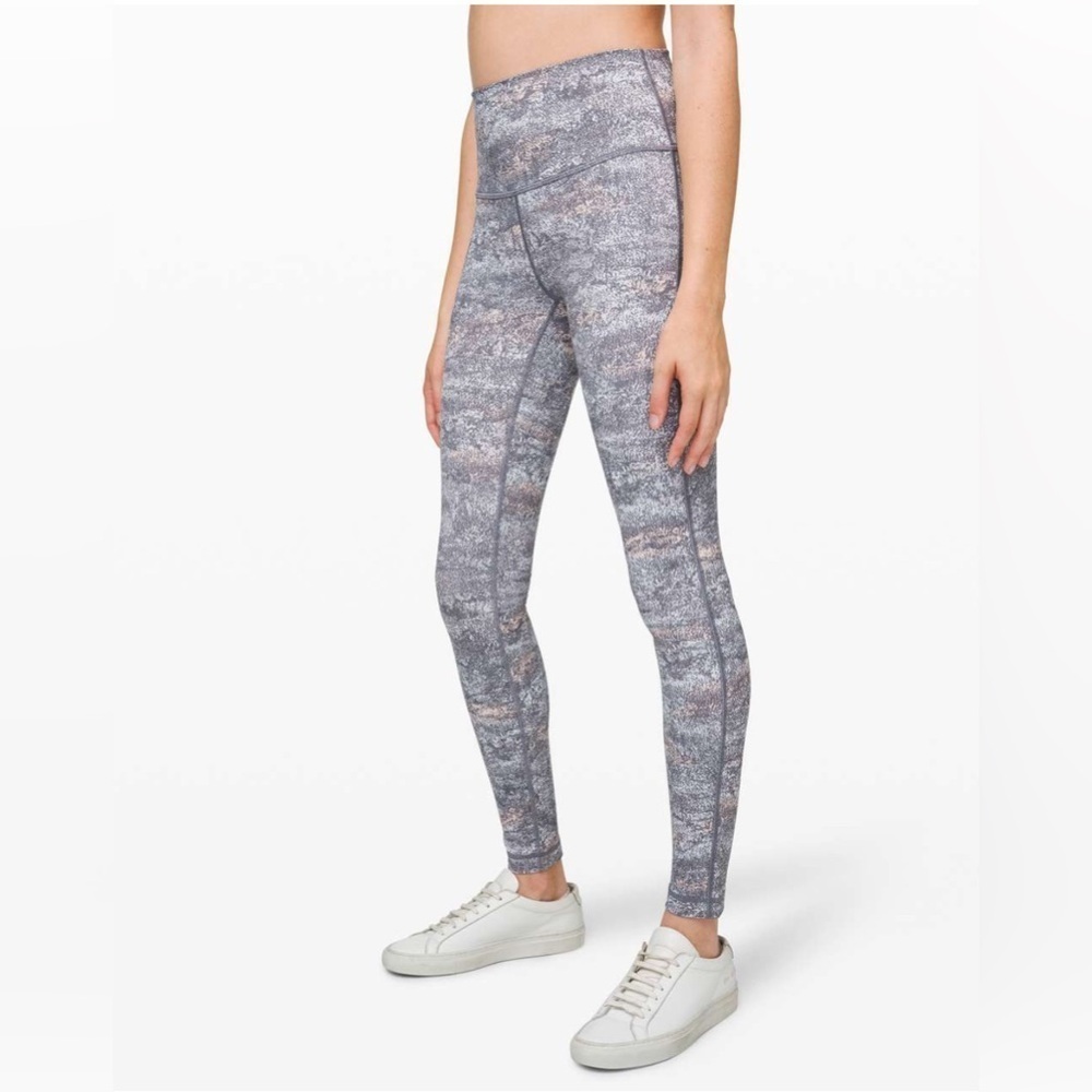 Lululemon Wunder Under High Rise Waist Tight 25"   Luxtreme Pant Minimalist Gray